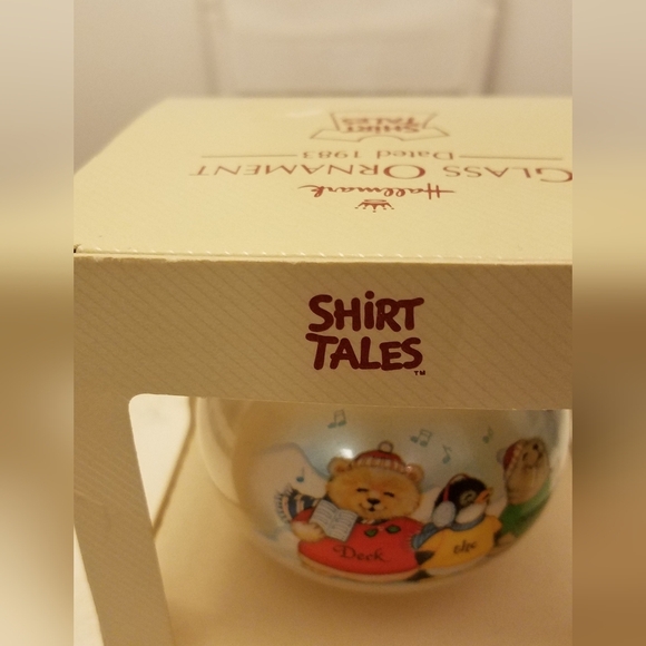 Vintage Hallmark Glass Keepsake Ornament 1983 Shirt Tales - Picture 6 of 10